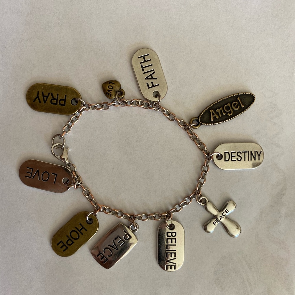 Charm bracelet